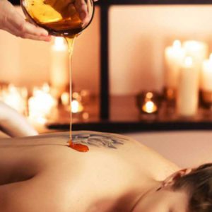 МЕДОВЫЙ МАССАЖ фото