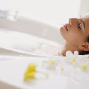 скипидарная белая ванна фото